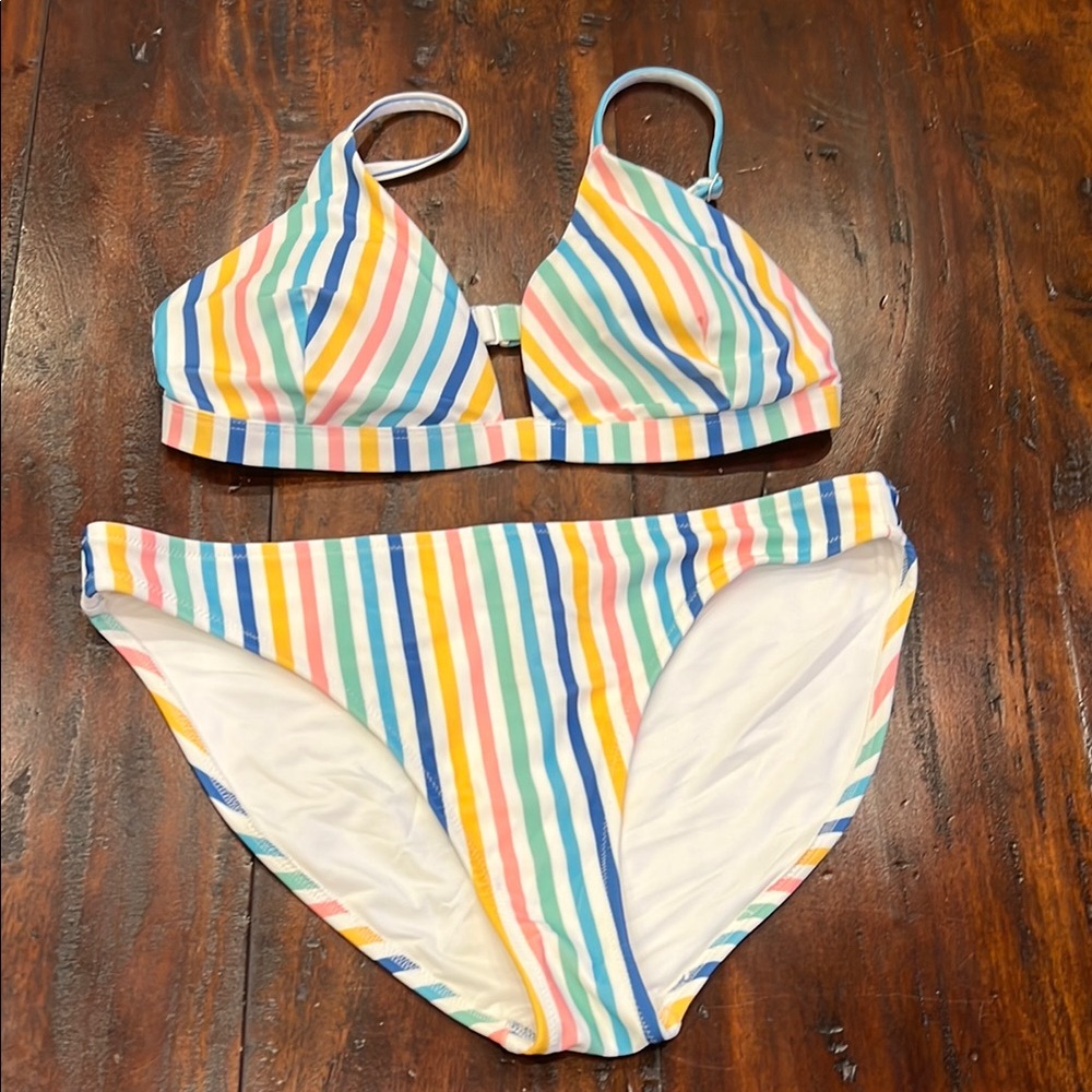 Colorful Striped Women’s Swim Set